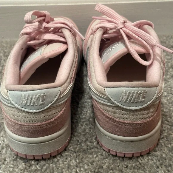 Nike Dunk Low LX Pink Foam - Picture 4 of 6